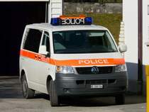 Berner Kantonspolizei VB Bus  BE 280764 in Reuchenette am 21.03.2009