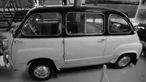 Ein Fiat 600 Multipla war Mitte August 2020 im Verkehrszentrum des Deutschen Museums in München ausgestellt.