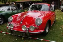 =Porsche 911 steht im Oktober 2019 in Niederaula