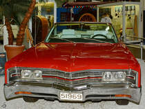 Ein Chrysler 300 Convertible aus dem Jahr 1968. (Auto- und Technikmuseum Sinsheim, Dezember 2014) 