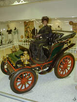 Dieser Mors Kettenwagen war im Dezember 2014 im Auto- und Technikmuseum Sinsheim ausgestellt.