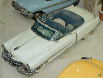 Ein Caddilac Convertible ist Teil der Ausstellung im Auto- und Technikmuseum Sinsheim. (Dezember 2014)