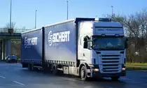 Fuhrunternehmen KOHL-TRANSPORTE mit einem SCANIA R 400 Hängerzug für die Fa. Berthold Sichert GmbH am 30.12.20 Berlin Marzahn.