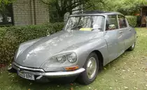 =Citroen DS 21 steht im Oktober 2019 in Niederaula