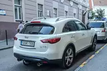 Infiniti QX70s (Rückansicht), aufgenommen in November, 2020.