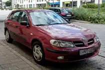 Nisan Almera N16, gesehen in Juli 2020.