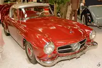 Dieses Mercedes-Benz 190SL Coupé ist Teil der Ausstellung im Auto- und Technikmuseum Sinsheim. (Dezember 2014)