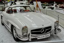 Ein 1962 gebauter Mercedes-Benz 300SL Roadster war Mitte Mai 2014 im Technik-Museum Speyer ausgestellt.