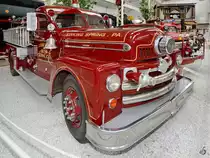 Im Technik-Museum Speyer steht dieses 1958 von Seagrave gebaute Tanklöschfahrzeug. (Mai 2014) 