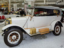 Dieser Benz 14/30 PS von 1915 war Mitte Mai 2014 im Technik-Museum Speyer ausgestellt.
