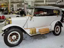 Dieser Benz 14/30 PS von 1915 war Mitte Mai 2014 im Technik-Museum Speyer ausgestellt.