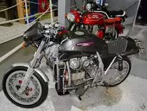 Dieses Münch Mammut 2000 Versuchsmotorrad ist Teil der Ausstellung im Technik-Museum Speyer. (Mai 2014)