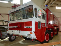 Im Technik-Museum Speyer stand im Mai 2014 dieses Flughafenlöschfahrzeug Faun 8x8 LF1410-52.