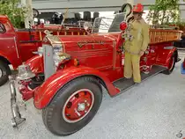 Ein American La France Serie 400 Tanklöschfahrzeug aus dem Jahr 1937 ist Teil der Ausstellung im Technik-Museum Speyer. (Mai 2014)