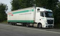 =MB Actros 1844-Sattelzug von EBELING-Logistik rastet im Oktober 2020 an der A 7 