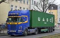 Scania Containertransport-Sattelzug (GTH?) am 26.01.21 Berlin Karlshorst.