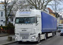 Trade Trans Spedition GmbH mit einem DAF XF 480 (Zugmaschine) Sattelzug am 26.01.21 Berlin Karlshorst.