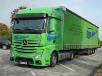 =MB Actros der Spedition BRUNNHÖLZL steht auf einem Rastplatz an der A 7, 10-2020