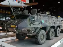 Im Nationalen Militärmuseum Soesterberg stand Ende Dezember 2016 ein allradgetriebener, amphibischen Transportpanzer Patria XA-188 des finnischen Fahrzeugherstellers Sisu Auto.