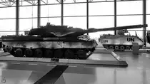 Im Nationalen Militärmuseum Soesterberg stand Ende Dezember 2016 dieser Leopard 2A6 Kampfpanzer.