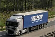 DAF XF105.460SC  SpaceCab  der TRANSPORTE RIESER aus STRASS IM ZILLERTAL. (15.04.2009)