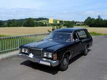 FORD LTD-Station-Wagon (Bj1977), ehemaliger Leichenwagen, 
anlässlich der Wadholz-Classic-2017; 170723