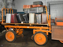 Der Anhänger zur Balkancar E-Karre im sächsischen Eisenbahnmuseum Chemnitz-Hilbersdorf. (September 2020)