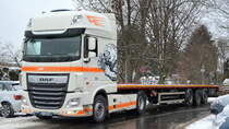 Cody Logistics Charter GmbH mit einem Sattelzug mit schön gestalteter DAF XF 480 Zugmaschine am 09.02.21 Berlin Blankenburg.