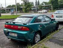 Rückansicht: Mazda 323 F in August 2020.