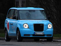 Eines der insgesamt sechs LEVC TX Shuttle der WSW Wuppertaler Stadtwerke GmbH war Mitte Februar 2021 in Wuppertal zu sehen.