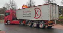 =Scania Sattelzug von Transporte DUSCHL steht im Februar 2021 in Fulda
