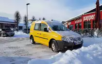 =VW Caddy von Deutsche Post/DHL nach eisiger Nacht im Februar 2021