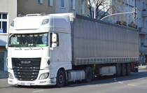Sattelzug mit DAF XF 510 EURO 6 Zugmaschine am 01.03.21 Berlin Karlshorst.
