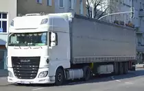 Sattelzug mit DAF XF 510 EURO 6 Zugmaschine am 01.03.21 Berlin Karlshorst.