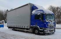 =MAN TGL12.250 der Spedition VAVRA steht nach eisiger Nacht in Fulda, 02-2021