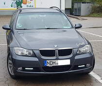 BMW E 91 Touring 3er Reihe habe ich mir voriges Jahr zugelegt er hat ein super Fahrverhalten Foto habe ich am 3.11.2020 in Nordhausen gemacht.