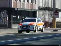 Polizei Zürich unterwegs mit einem Audi in Altstetten am 21.02.2021