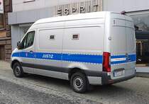 =MB Sprinter der Justizverwaltung steht in Hünfeld im März 2021