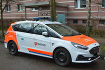 Ein Ford S-MAX als Einsatzfahrzeug der Malteser (Medizinischer Sondertransport) u.a. für die Koordinierungsstelle Organspende am 19.03.21 Berlin Marzahn. 