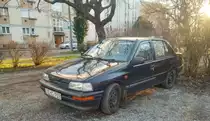 Daihatsu Charade Sedan aus 1994. Foto: 02.2021.