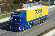 Volvo FH 460- Sattelzug, 'DACHSER Food Logistics'. Berlin im März 2021.