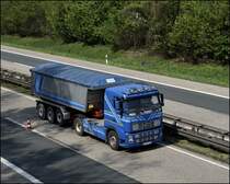 VOLVO FH 440PS von AUGST BAUSTOFFE aus dem Raum D�sseldorf ist nach Hohenlimburg unterwegs. 