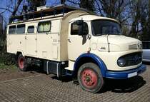 Mercedes 710, zum Wohnmobil umgebaut, März 2021