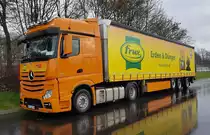 =MB-Sattelzug der Firma  frux  rastet im März 2021 an der A 7