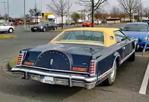 Ford Lincoln Continental (Heckansicht), Baujahr 1977 in Euskirchen - 22.02.2021