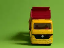 Mercedes LKW Pritsche MK E9111 von Siku. Tabletop-Fotografie 