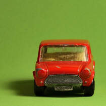 AUSTIN - MINI COOPER S RACING N 29 1970, Matchbox mit gebrauchsspuren. Tabletop Fotografie im Dez. 2020