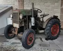 =11er Deutz, steht vor dem Auto & Traktor-Museum-Bodensee, 10-2019
