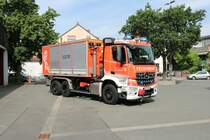 Feuerwehr Griesheim Mercedes Benz Arocs WLF 1/66-2 am 12.06.21 bei einen Fototermin
