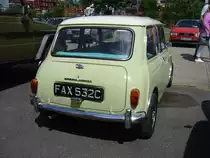 Heckansicht eines Morris Mini Cooper S der ersten Generation. Oldtimertreffen an der  Alten Dreherei  in Mülheim an der Ruhr am 19.06.2021 und 20.06.2021.